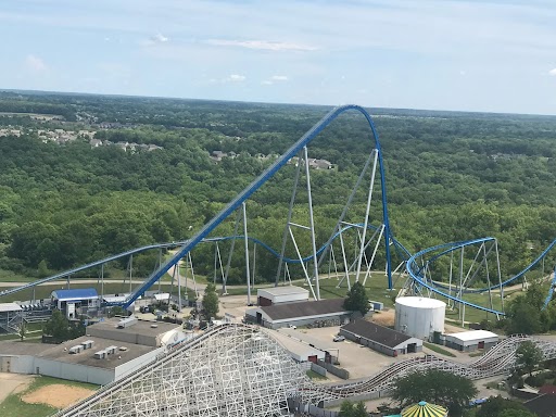 A picture of Orion (a roller coaster)